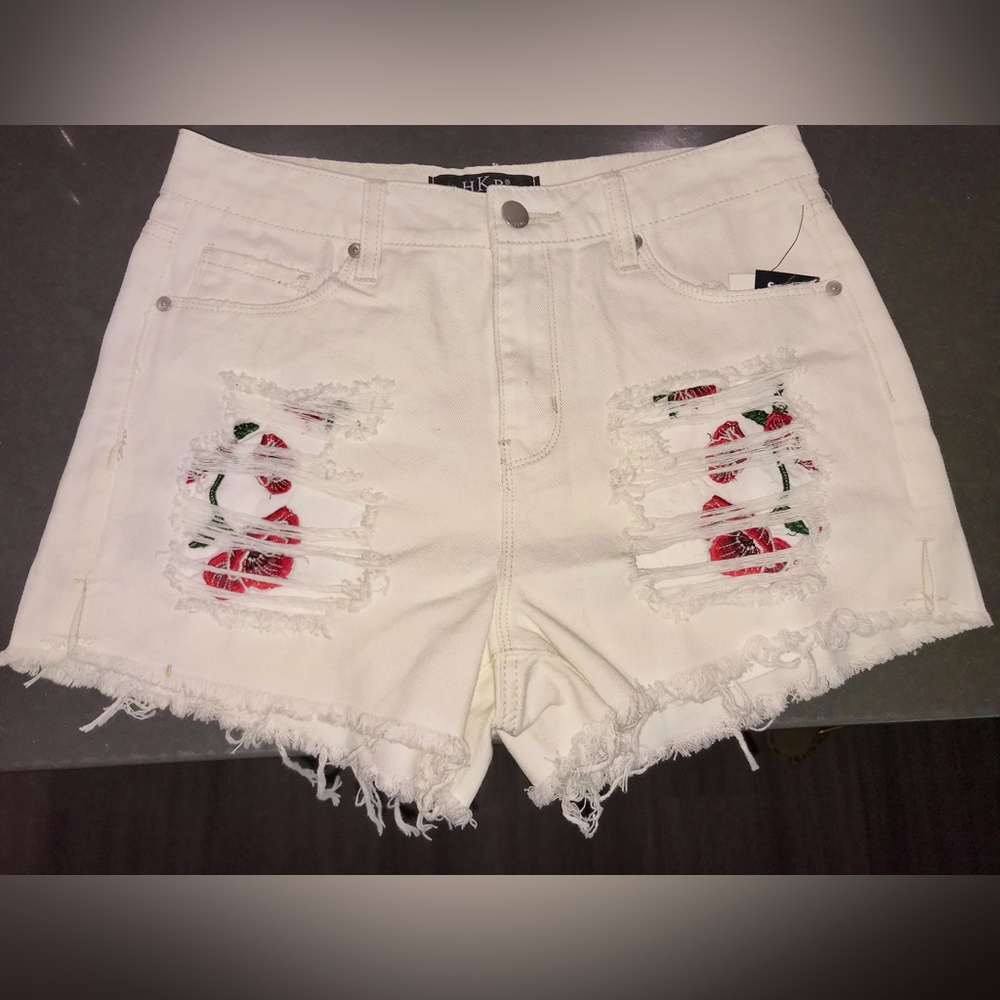 HKR Collection White Jean Shorts Flowers on Pockets
